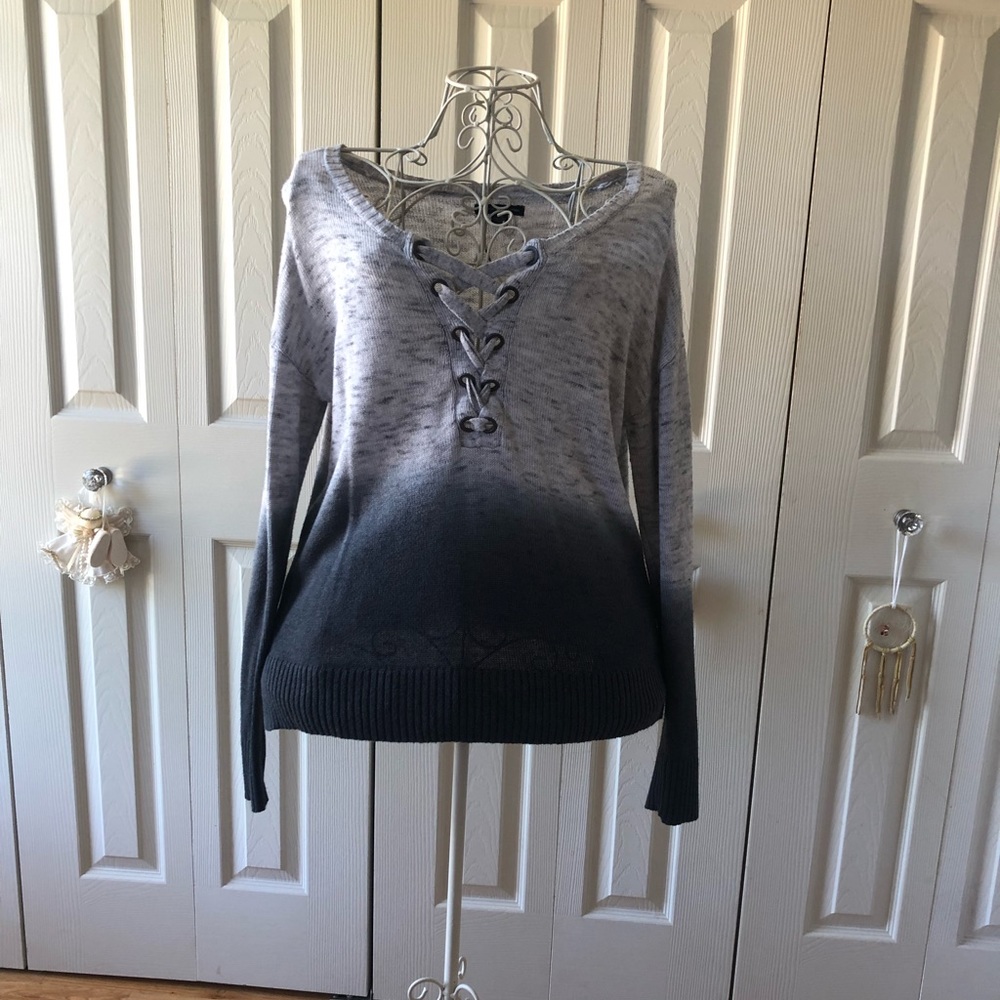 American Eagle ombré long sleeve top